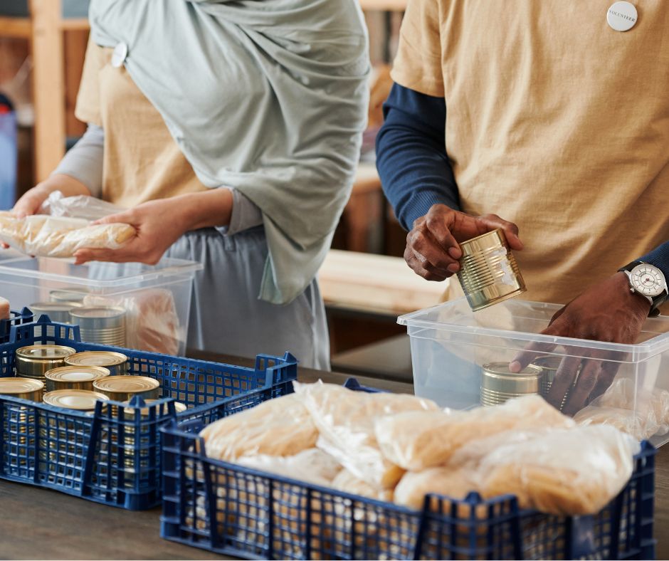 volunteers packing food